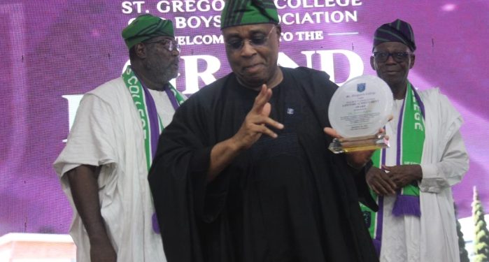 SGCOBA Confers Lifetime Achievement Awards on Cardoso, IGP, Abebe, Others